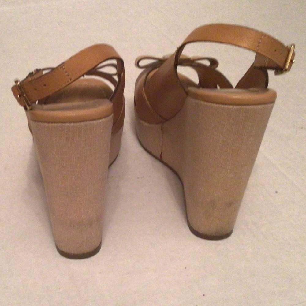 Kate Spade Leather Wedges with Bow Size7M - Picture 5 of 6